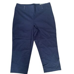 JM collection women’s capri pants